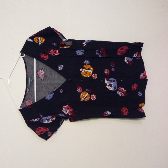 Beetle modcloth shirt small - Picture 4 of 11